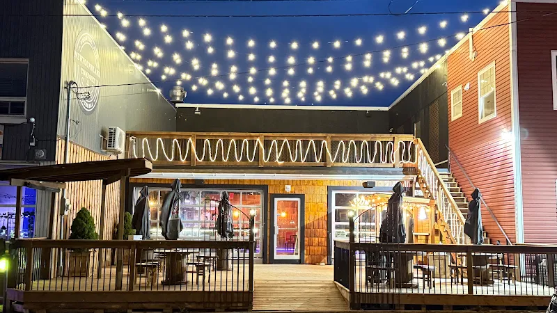 The Grove & Garden: Patio & Lounge