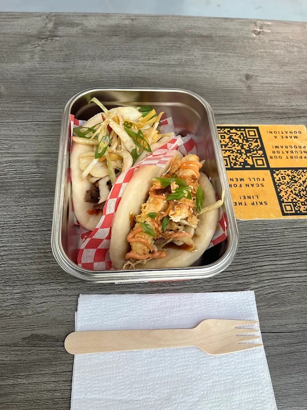 Momo+Bao