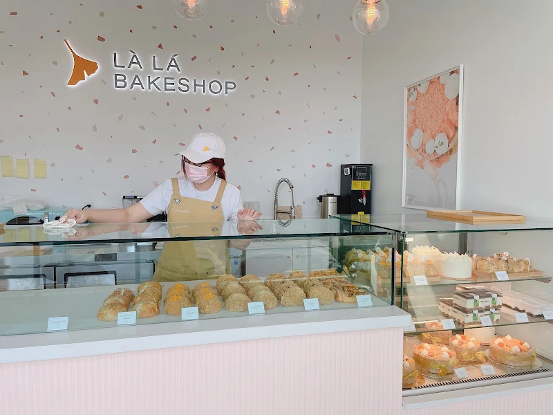 LA LA Bakeshop (Scarborough)