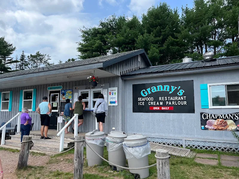 Granny's Seafood Restaurant and Ice Cream Parlour