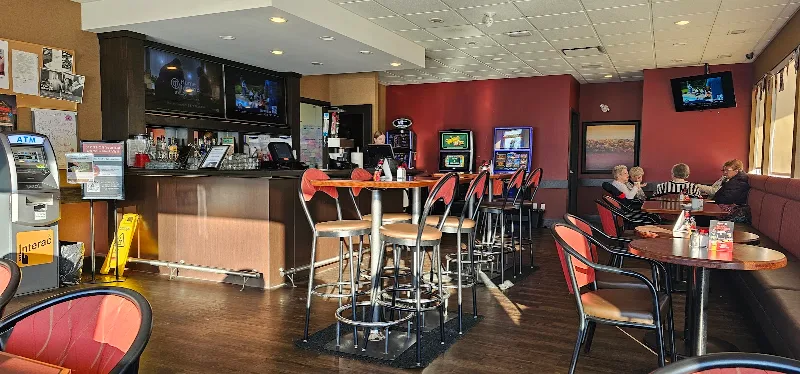 Smitty's Restaurant & Lounge - Spruce Grove