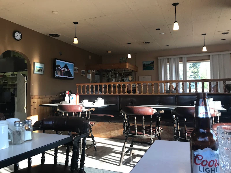 White Goose Family Restaurant