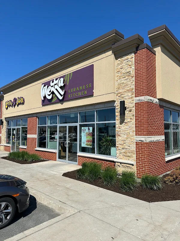 Mezza Lebanese Kitchen (Larry Uteck)
