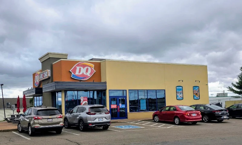 Dairy Queen Grill & Chill
