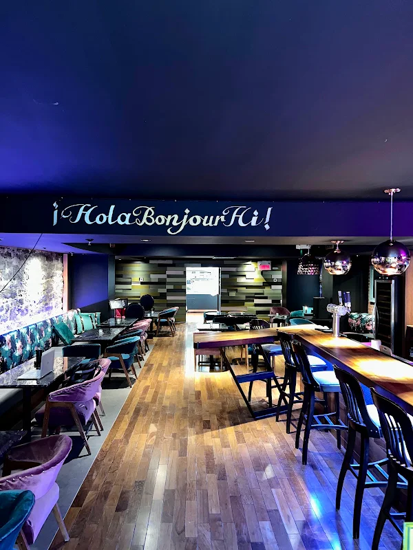 El Lounge Resto-Bar