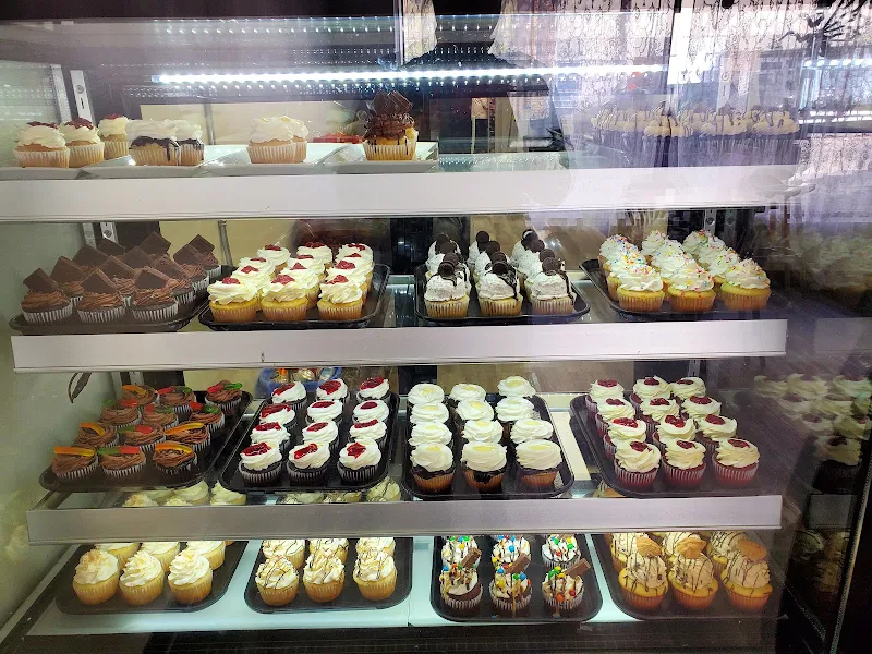 Sweet Stells Cakes & More