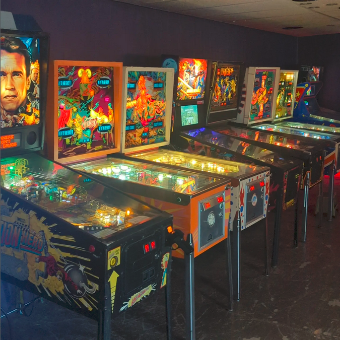 DJS Arcade Pizzeria