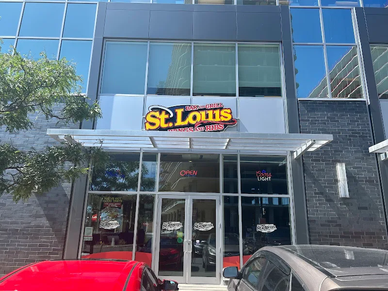 St. Louis Bar & Grill
