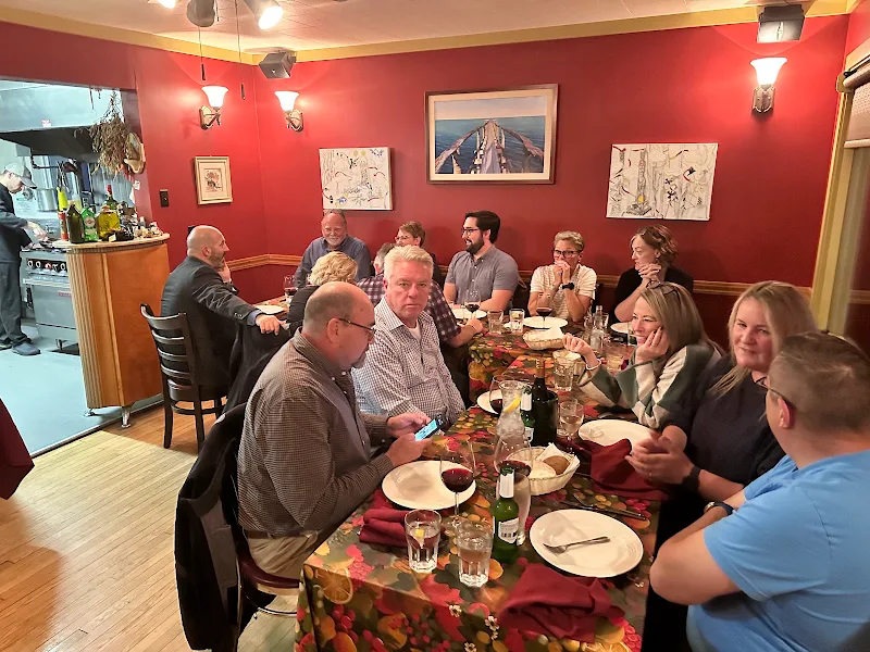 Casa Bianca Cafe & Deli