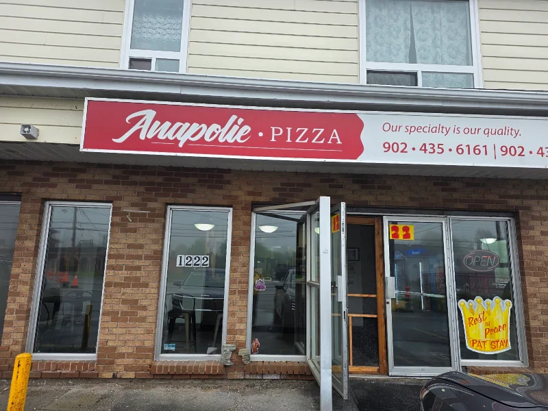 Anapolie Pizza