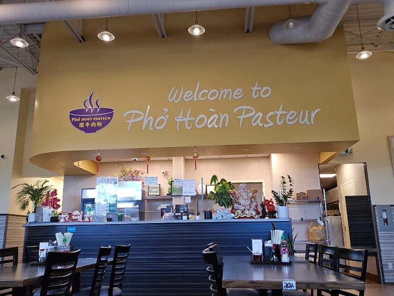 Pho Hoan Pasteur (Fort Sask)