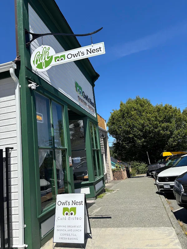 Owl's Nest Bakery and Bistro (Saltair)