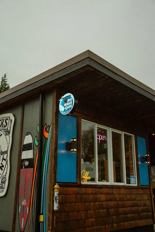 Big Wave Café