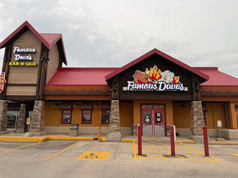 Famous Dave's Bar-B-Que
