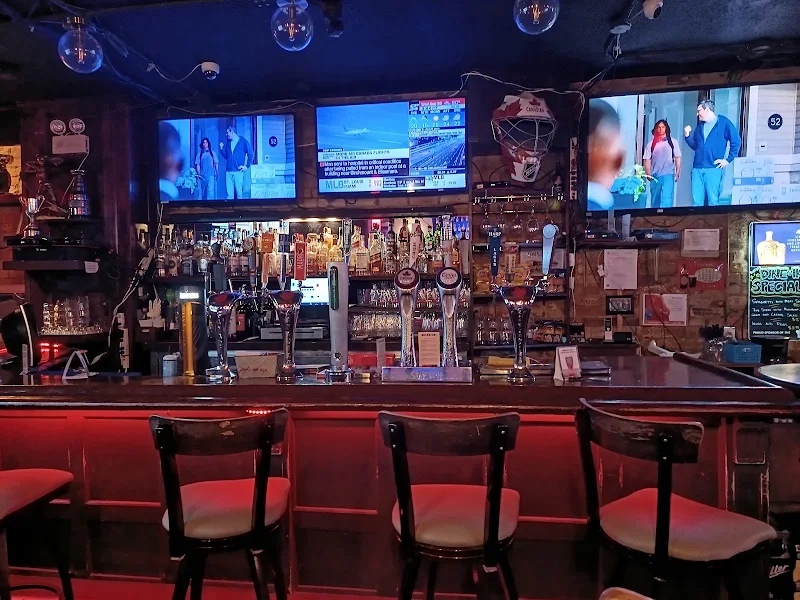 Buster's By The Bluffs