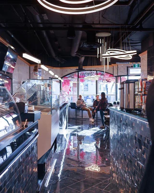 Ricardo's (Bubble Tea, Ice Cream, Coffee) - White Rock