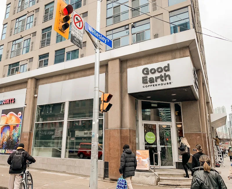 Good Earth Coffeehouse - Yonge & Wellesley