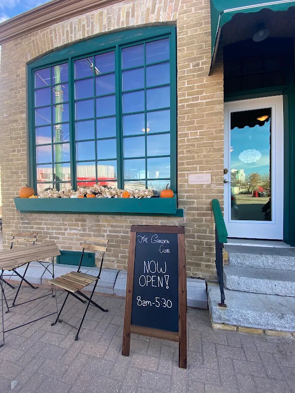 The Garden Club - Café & Wine Bar
