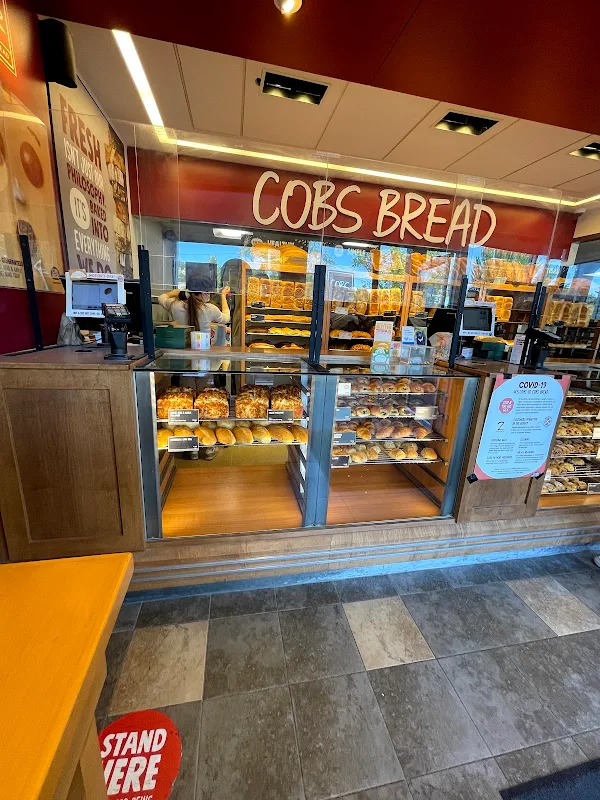 COBS Bread
