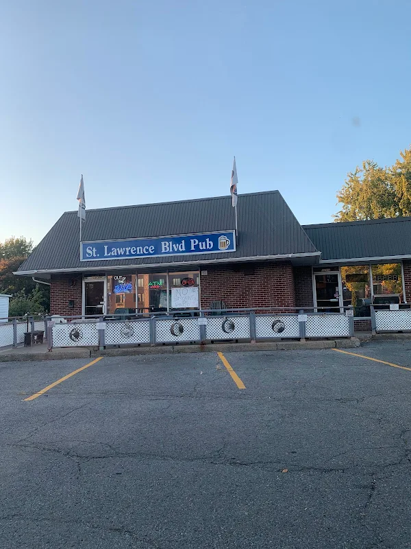 St Lawrence Blvd (Pub)