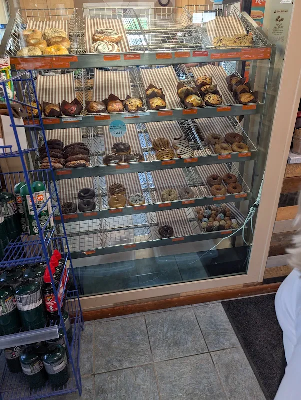 Robin's Donuts