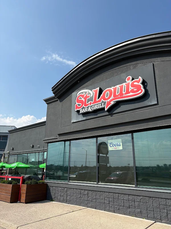 St. Louis Bar & Grill