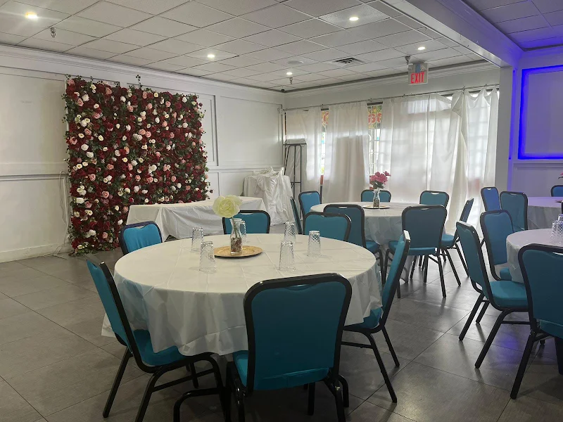 Pinch Of Spice | Indian Cuisine • Banquet Hall