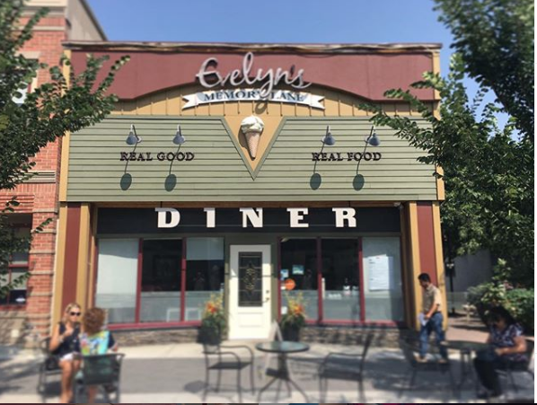 Evelyn's Memory Lane Cafe