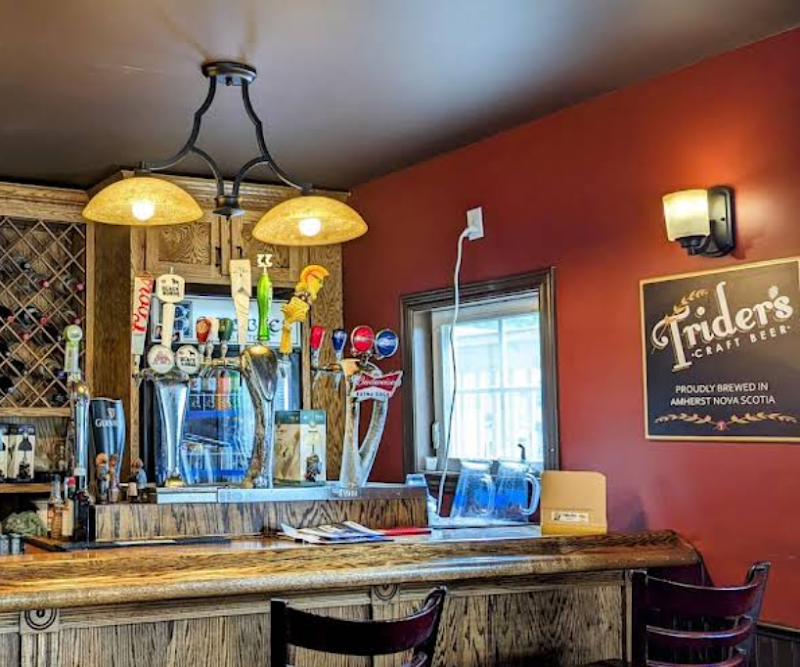 Sociables Pub and Eatery