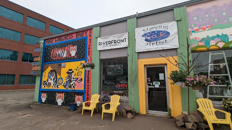 Riverfront Café and Market