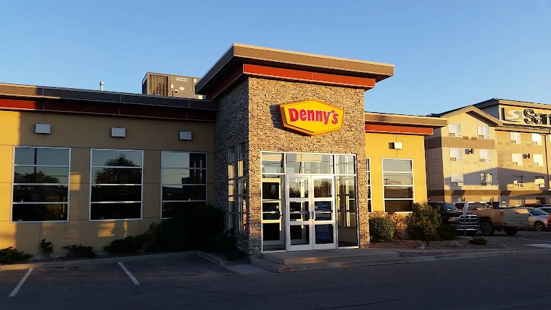 Denny's Restaurant Sargent Ave