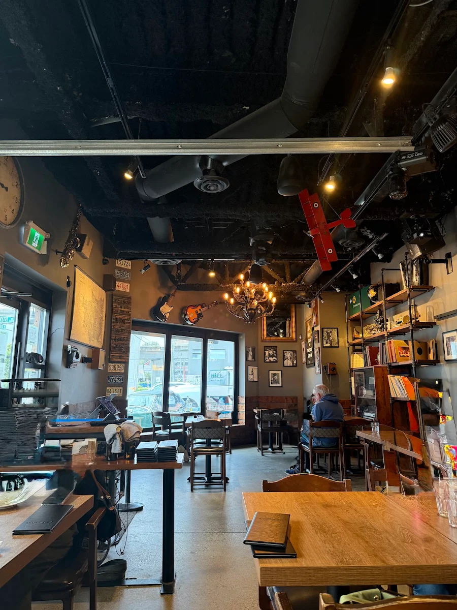 Vibe, The Story Cafe - Eatery & Bar