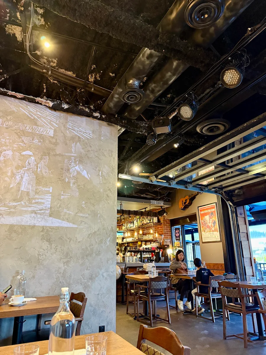 Vibe, The Story Cafe - Eatery & Bar