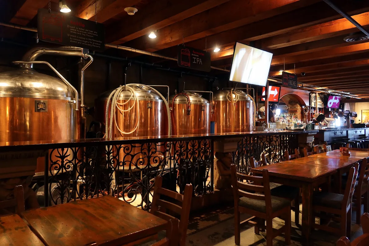 Vibe, Steamworks Brewpub