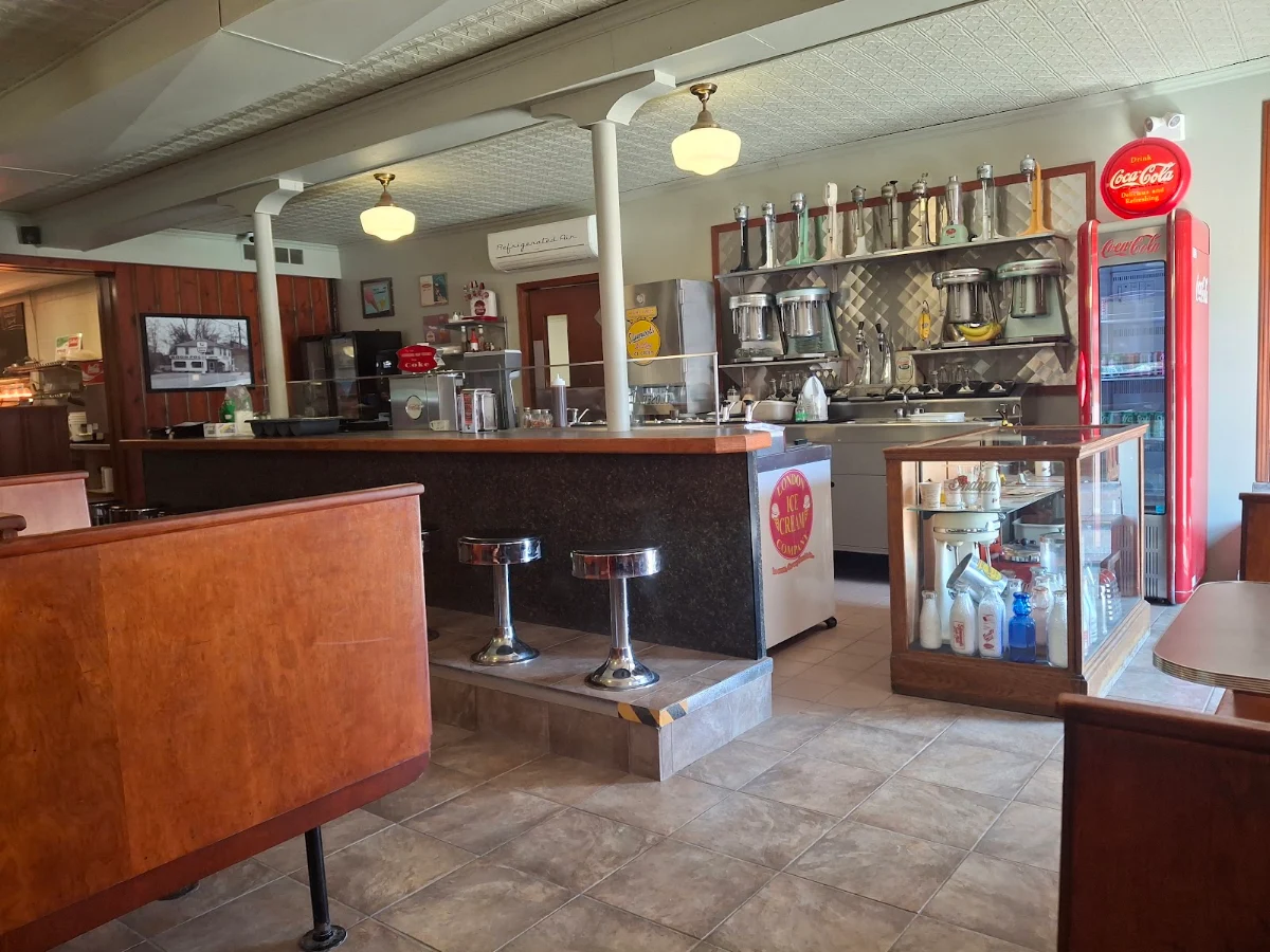 Vibe, New Sarum Diner