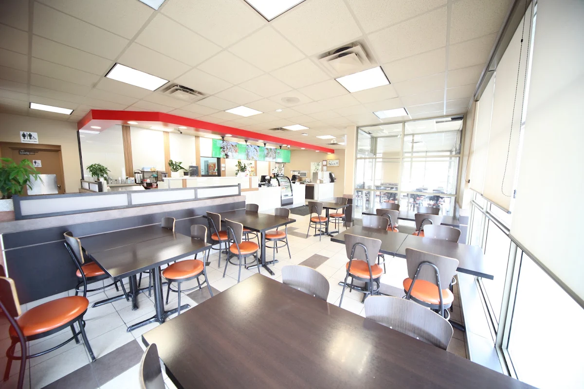 Vibe, Panda Hut Leduc Chinese Restaurant