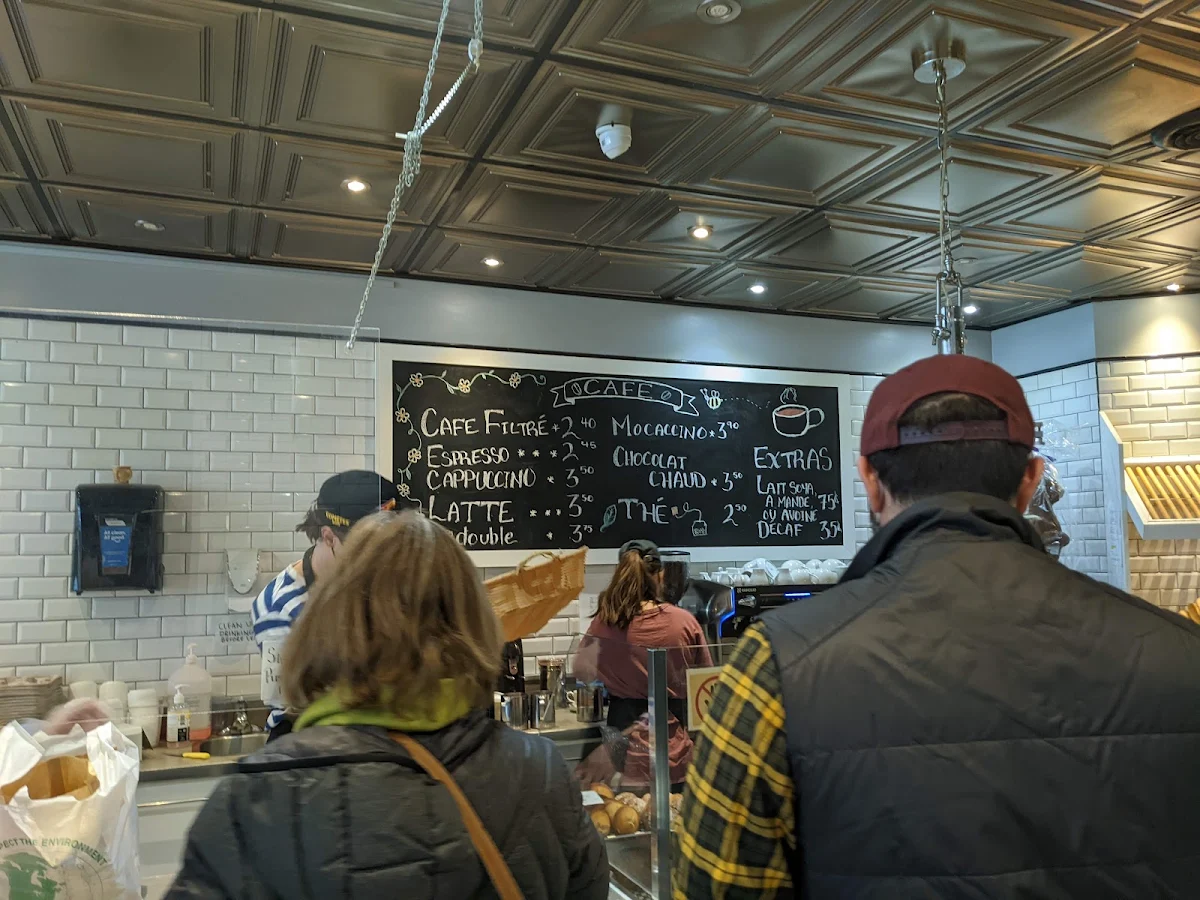 Menu, Croissant Monkland
