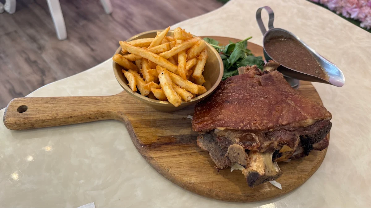 Food & drink, Avery Cafe