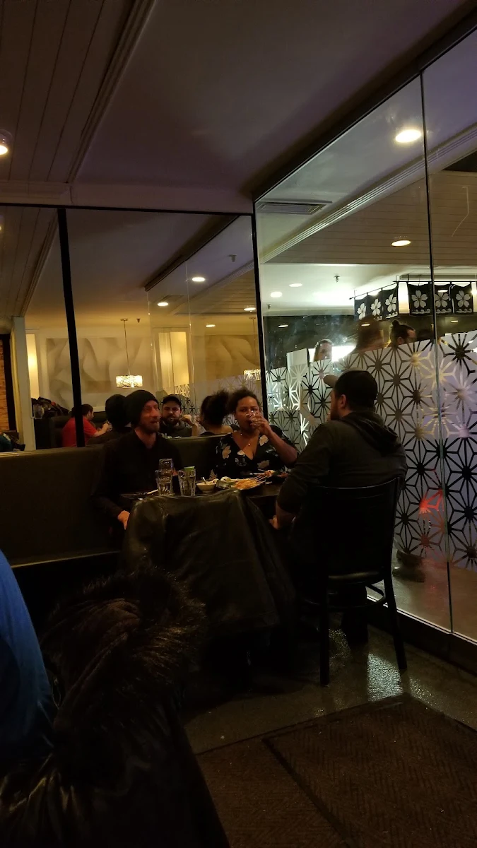 Vibe, Sushi Hoshi