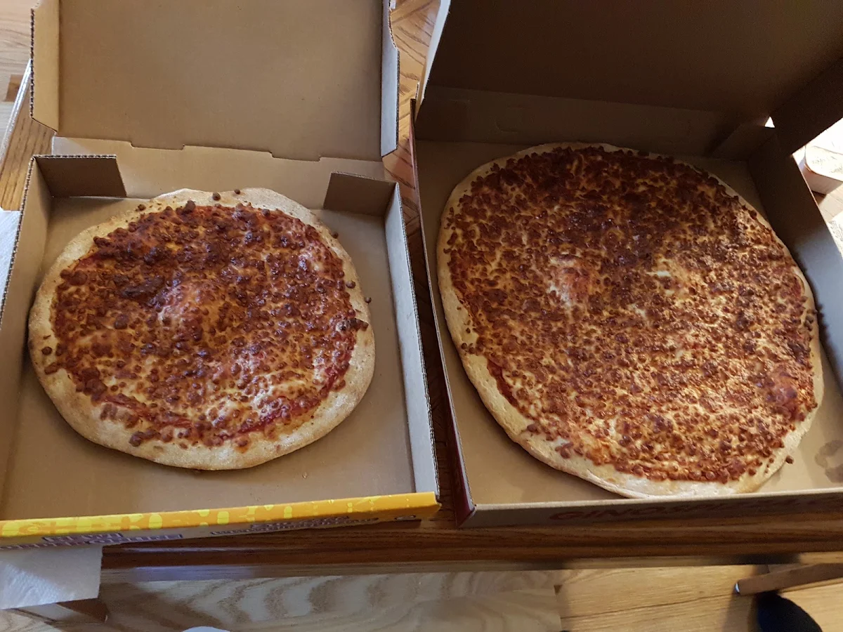 Food & drink, Gino's Pizza