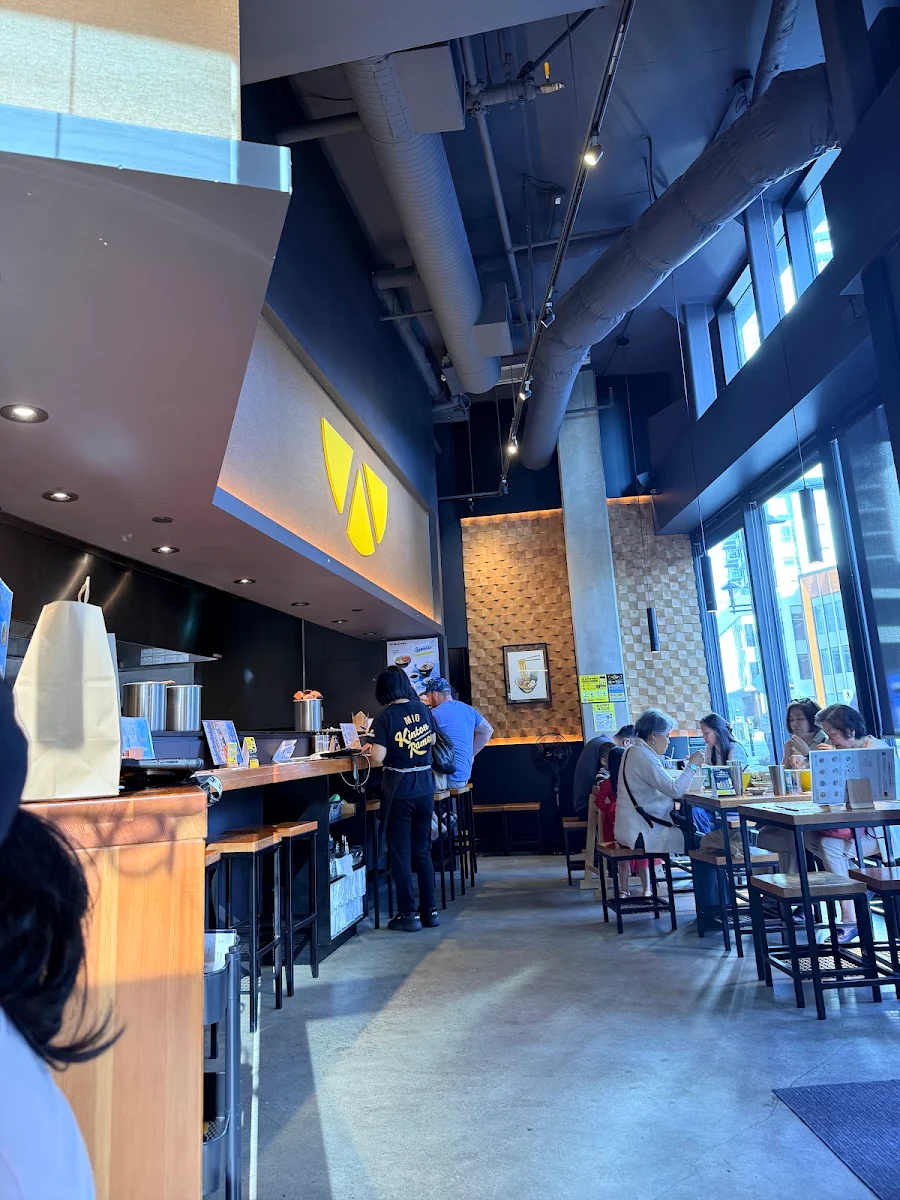 Vibe, KINTON RAMEN SURREY