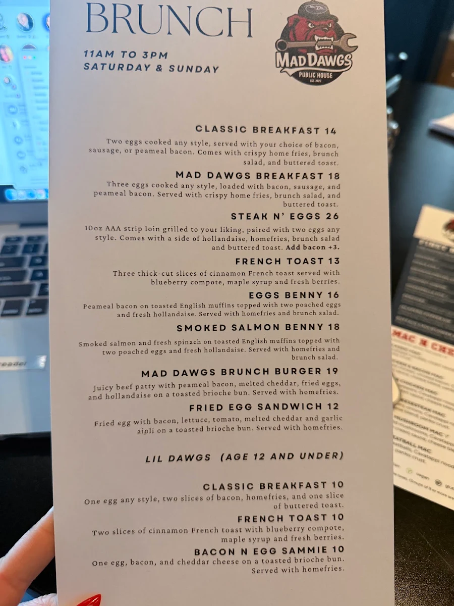 Menu, Mad Dawgs Public House