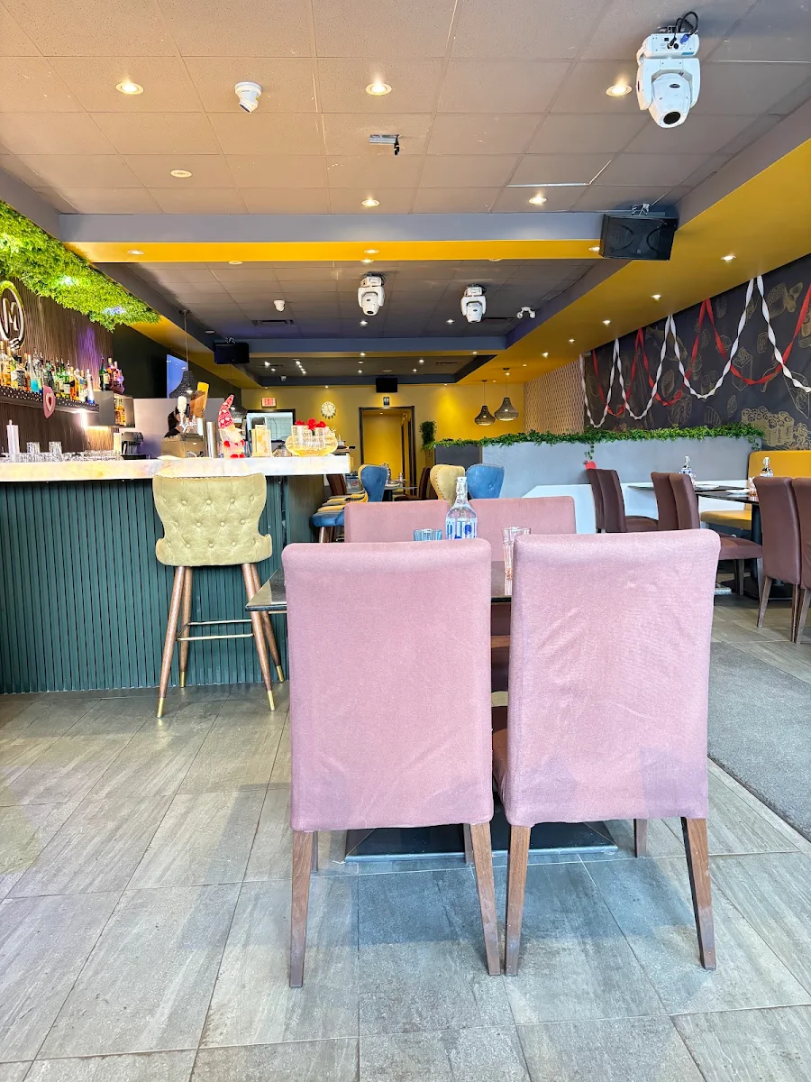Vibe, Mehfill Indian Cuisine