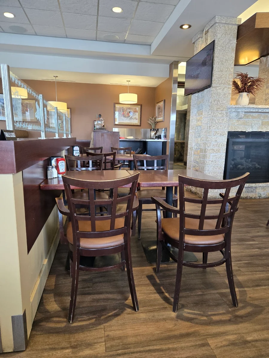 Vibe, The Red Barn Restaurant & Dano's Lounge
