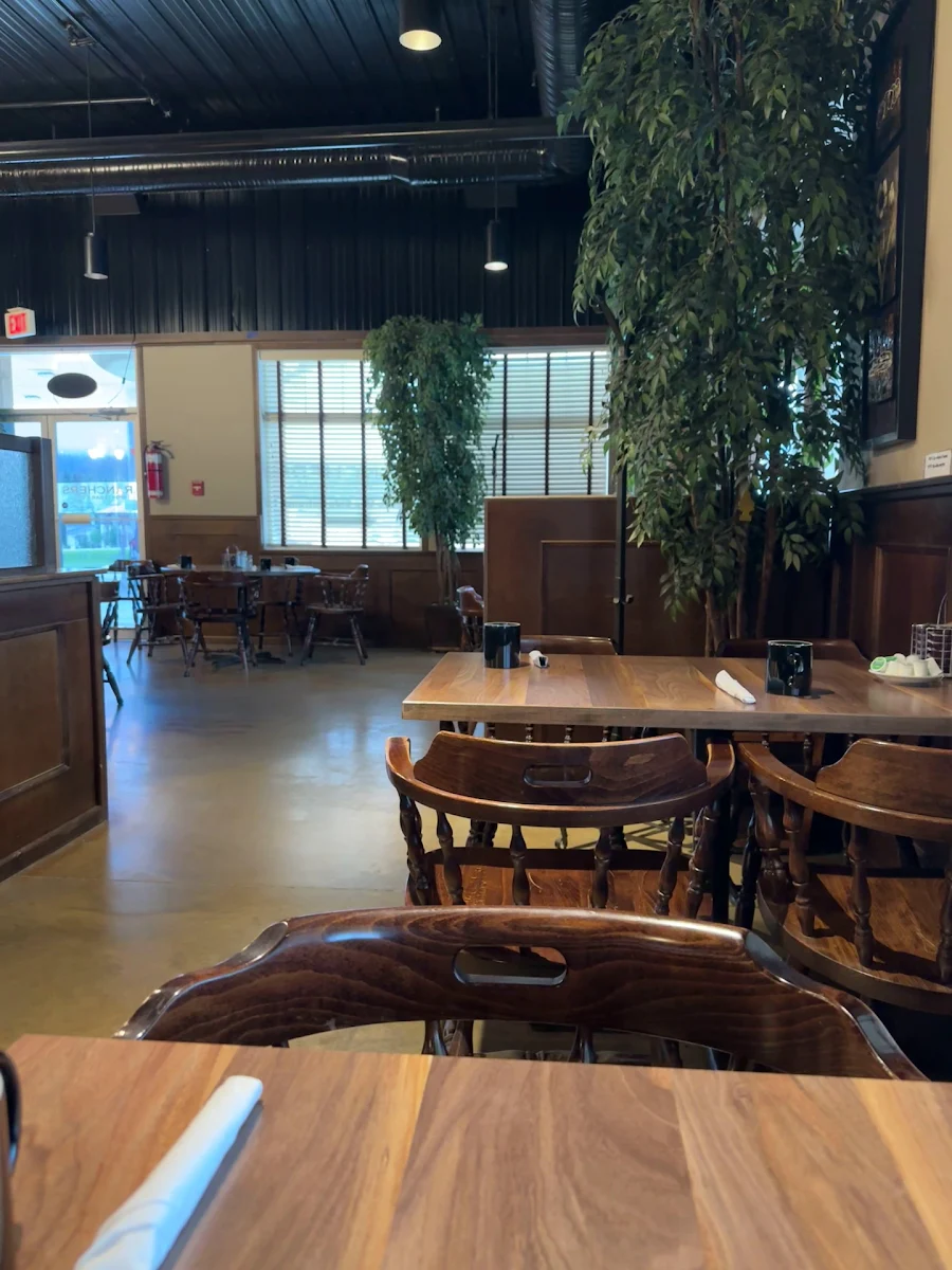 Vibe, Ranchers Sports Bar & Grill
