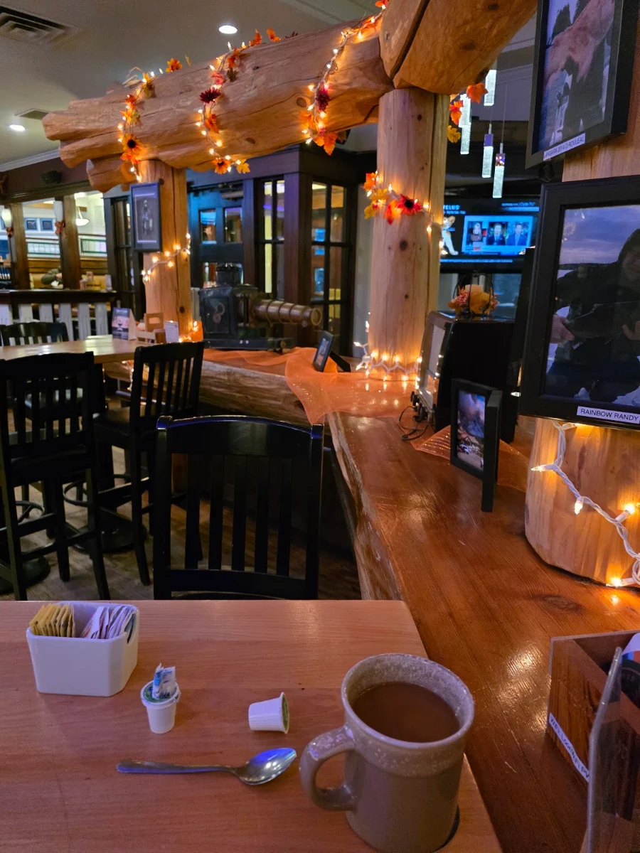 Vibe, Ranchers Sports Bar & Grill