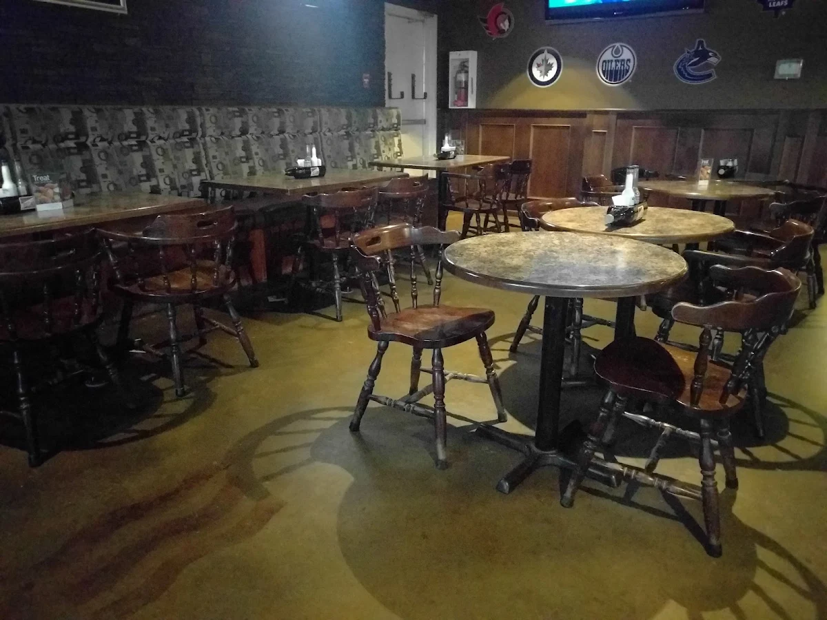 Vibe, Ranchers Sports Bar & Grill