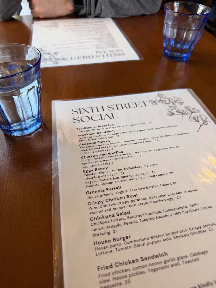 Menu, Sixth Street Social