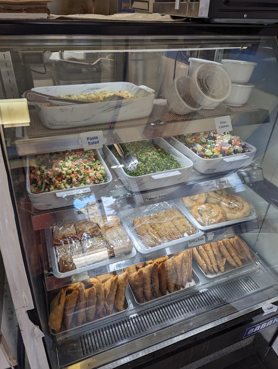 Vibe, Mr. Greek Donair Store