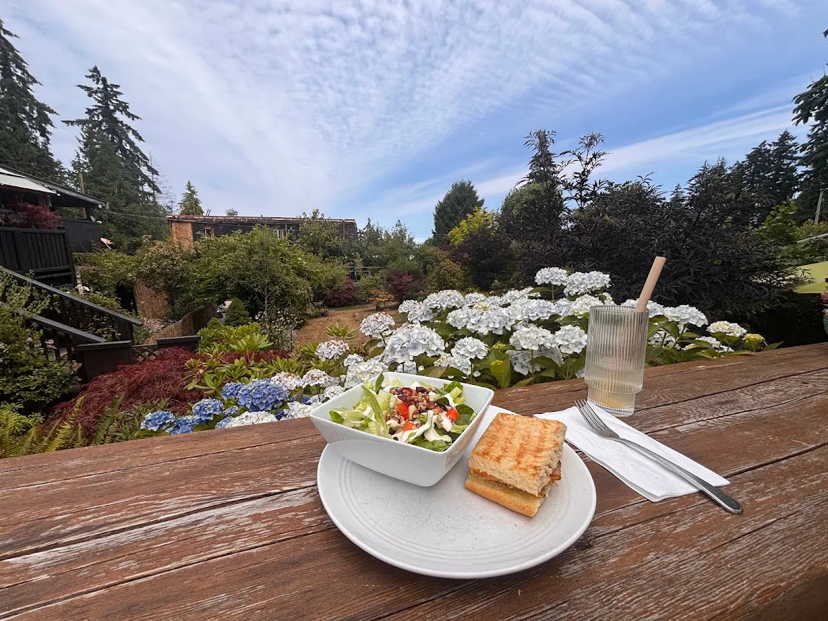 Food & drink, Owl's Nest Bakery and Bistro (Saltair)